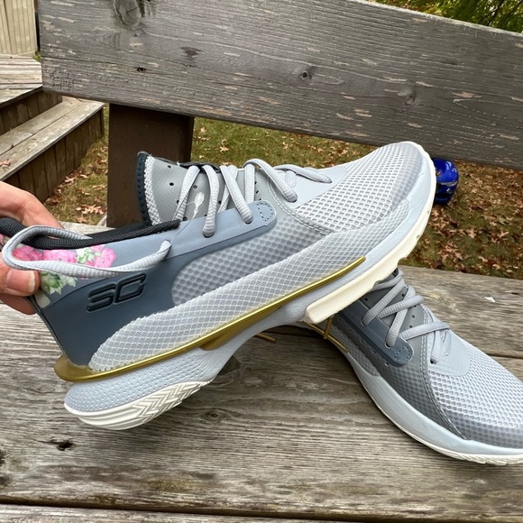 UNDER ARMOUR Curry 7 Chinese New Year Rose pink Halo Grey Floral Shoes Size 6.5 - Picture 10 of 16